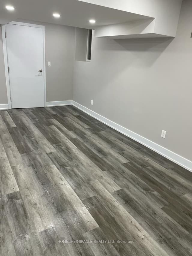 Semi-Detached at 25 Wasaga Road, Brampton, ON L6X 3B1