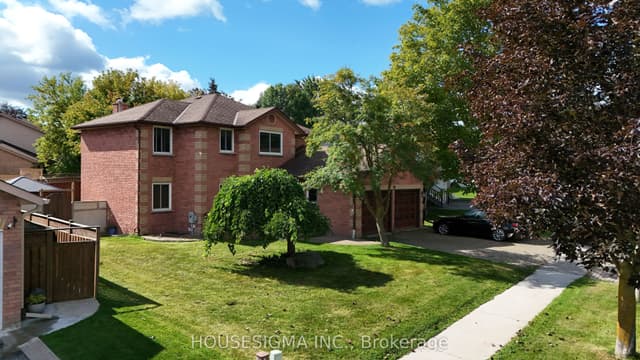 Detached at 19 Magani Avenue, Bradford West Gwillimbury, ON L3Z 2S8
