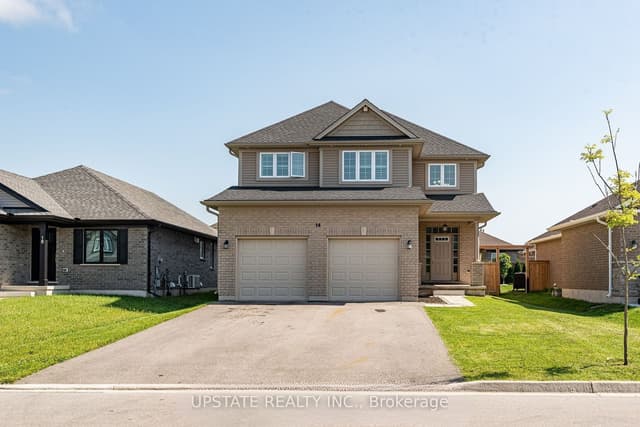 Detached at 14 Oxford Terrace, St. Thomas, ON N5R 0B5