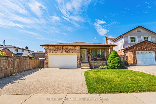 Detached at 565 Stone Church Road W, Hamilton, ON L9B 1A5