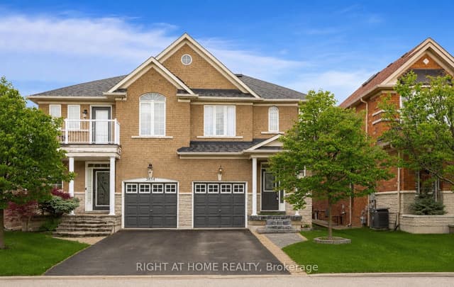 Semi-Detached at 3852 Bloomington Crescent, Mississauga, ON L5M 0A3