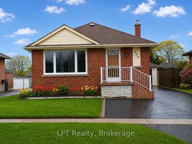 Detached at 256 Farewell Street, Oshawa, ON L1H 6L9