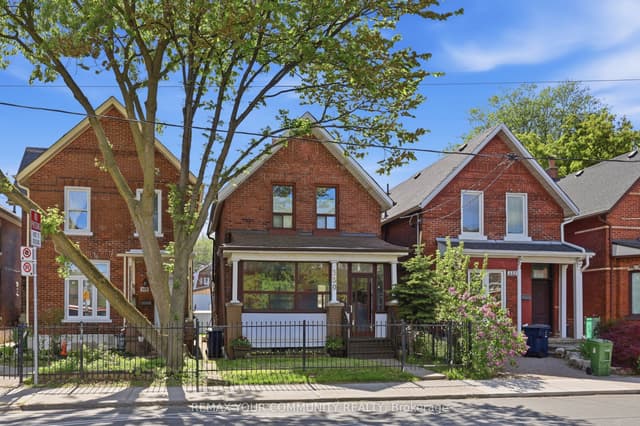 Detached at 330 Main Street, Toronto, ON M4C 4X7, Toronto E02