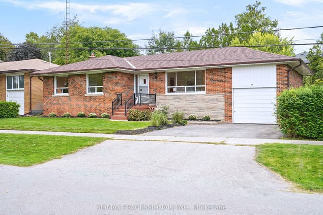 Detached at 45 Fernalroy Boulevard, Toronto, ON M8Z 3W2, Toronto W07