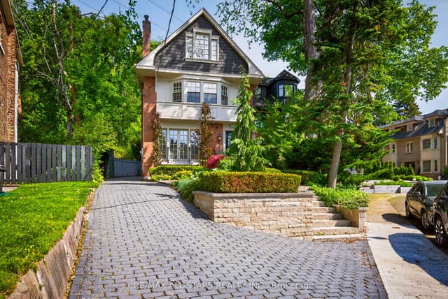 Detached at 30 Edgewood Crescent, Toronto, ON M4W 3A9, Toronto C09