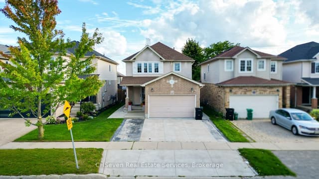 Detached at 373 Thomas Slee Drive, Kitchener, ON N2P 2X5