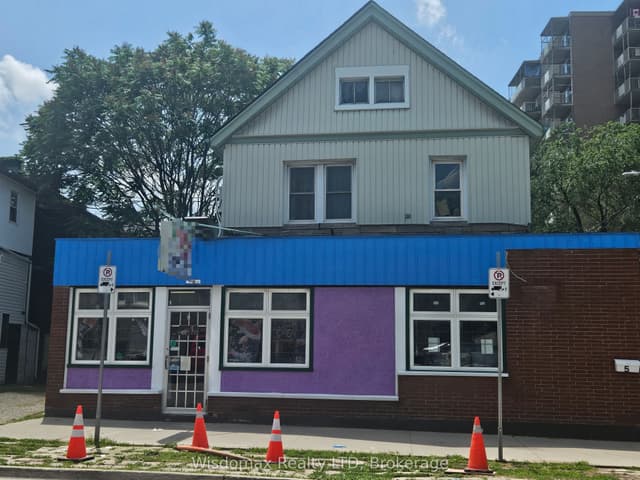 Detached at 5 Court Street, St. Catharines, ON L2R 4R3