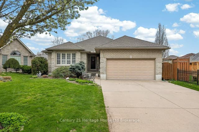 Detached at 57 WENDY CALDER Place, Woodstock, ON N4T 1T4