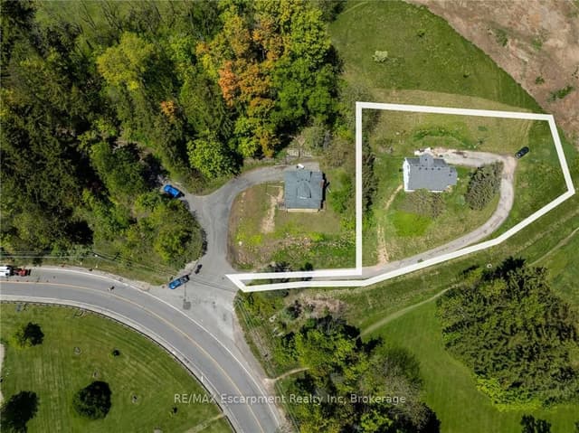 Detached at 193 Mill Street S, Hamilton, ON L0R 2H0