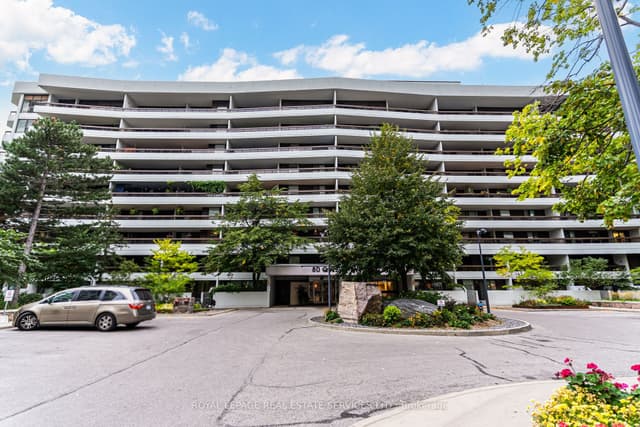 Condo Apartment at 80 Quebec Avenue 202, Toronto, ON M6P 4B7, Toronto W02