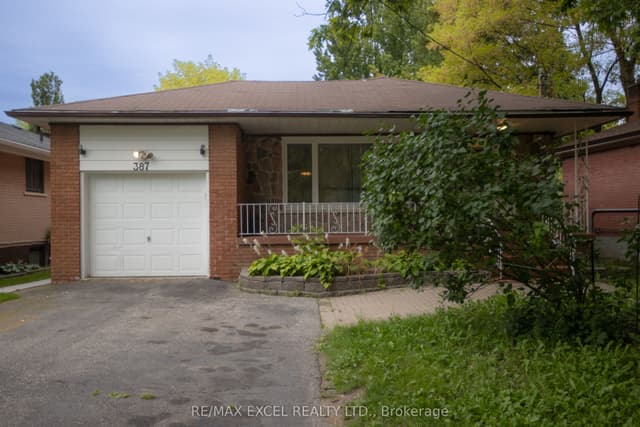 Detached at 387 W Crosby Avenue Basement, Richmond Hill, ON L4C 2R8