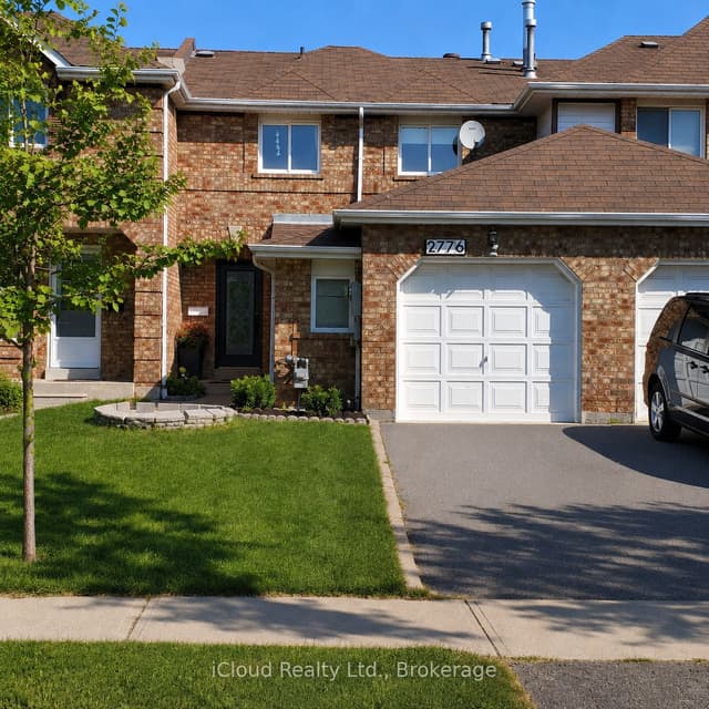 Att/Row/Townhouse at 2776 Lindholm Crescent, Mississauga, ON L5M 4S3