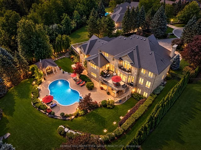 Detached at 106 Abbruzze Court, Vaughan, ON L3L 0A9