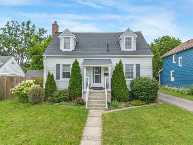 Detached at 5857 MURRAY Street, Niagara Falls, ON L2G 2J9
