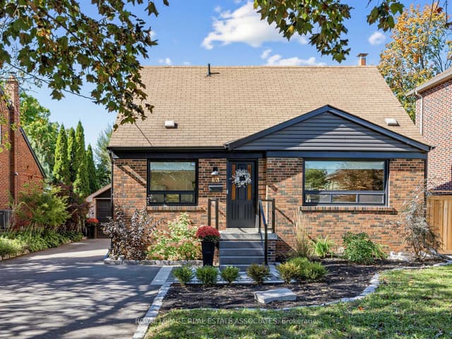 Detached at 36 Jodphur Avenue, Toronto, ON M9M 2J4, Toronto W05
