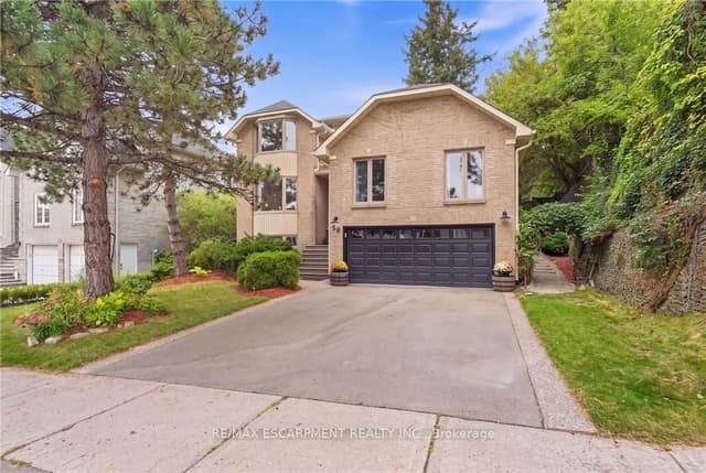 Detached at 28 Seymour Drive, Hamilton, ON L9G 4N1