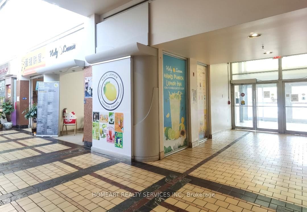Unit 16, Unit 16 · 9425 Leslie St