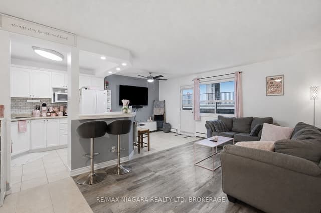 Condo Apartment at 264 OAKDALE Avenue 308, St. Catharines, ON L2P 2K4