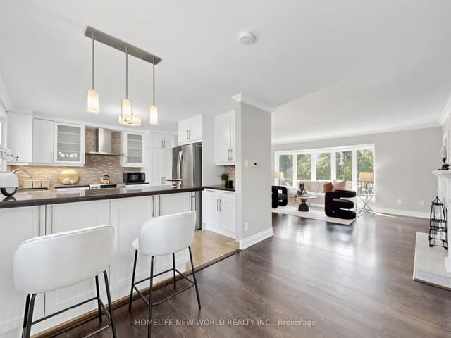 Detached at 5 Alderdale Court, Toronto, ON M3B 2H8, Toronto C13