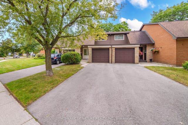 Condo Townhouse at 5292 Pinedale Avenue 11, Burlington, ON L7L 3V8