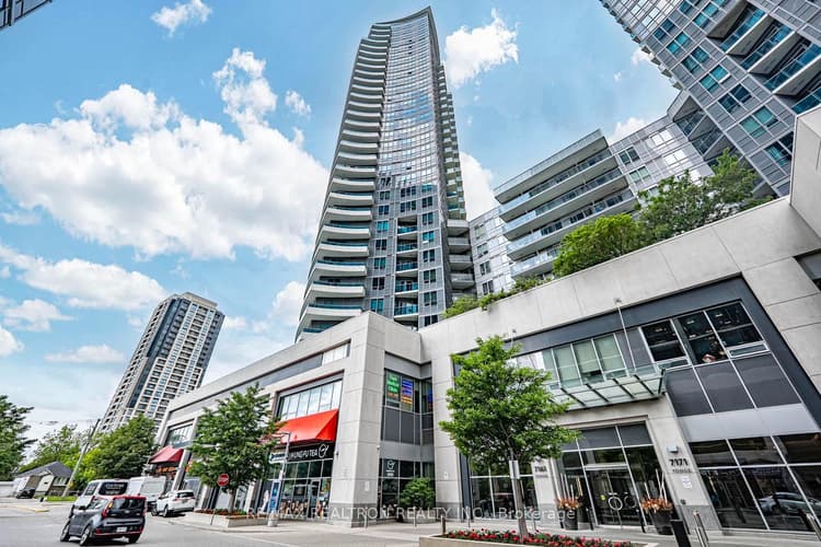 7161 Yonge Street