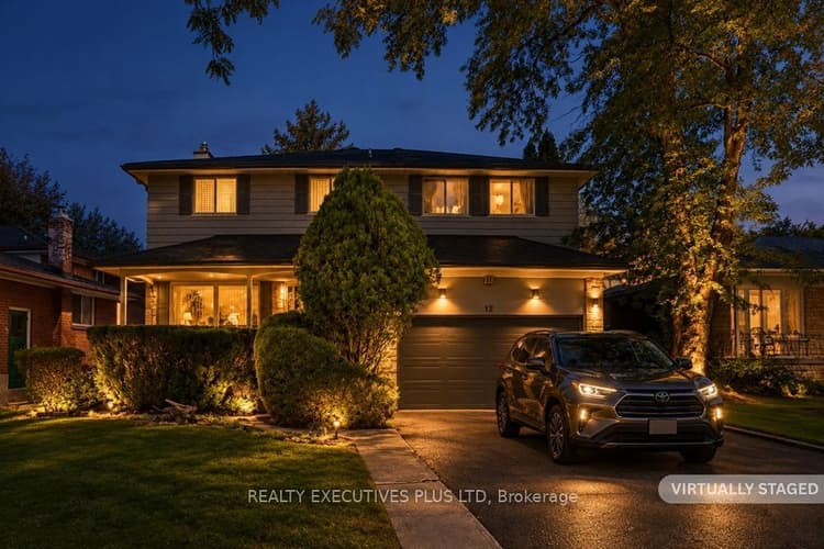 12 Mandel Crescent
