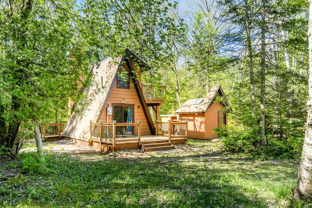 Detached at 56 Birch Trail, Wasaga Beach, ON L9Z 2S1