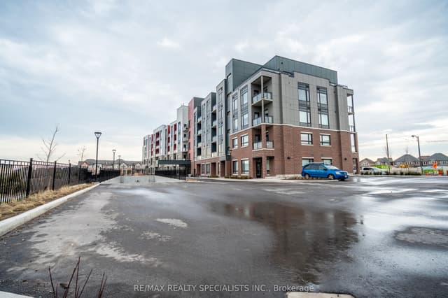 Condo Apartment at 3265 CARDING MILL Trail 112, Oakville, ON L6M 5P7