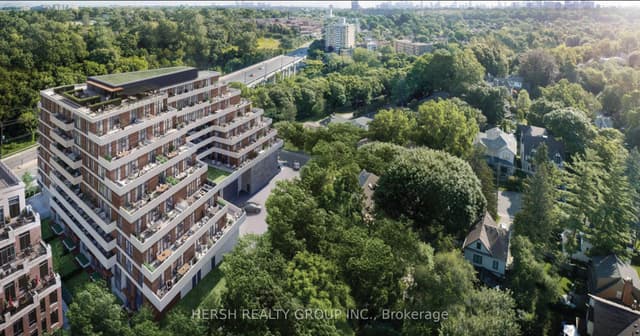 Condo Townhouse at 160 Kingsway Crescent 101, Toronto, ON M8X 0B5, Toronto W08