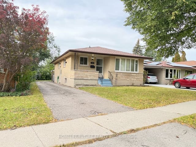 Detached at 272 Kinzie Avenue, Kitchener, ON N2A 2K4