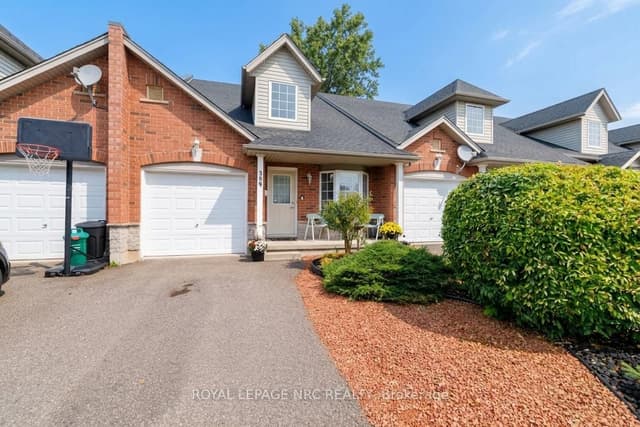 Att/Row/Townhouse at 399 Autumn Crescent, Welland, ON L3C 7K1
