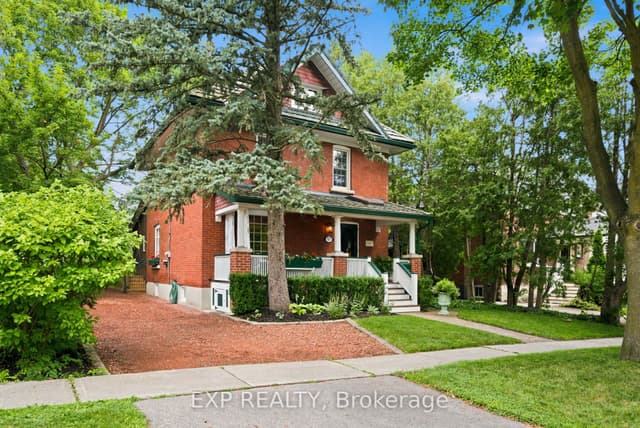 Detached at 59 Roseview Avenue, Richmond Hill, ON L4C 1C6