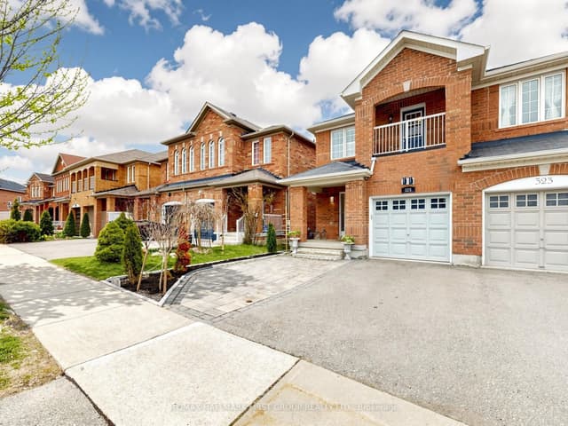 Semi-Detached at 325 Isaac Murray Avenue, Vaughan, ON L6A 4P2