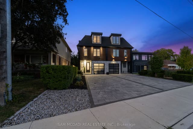Semi-Detached at 11B Maple Avenue N, Mississauga, ON L5H 2R9