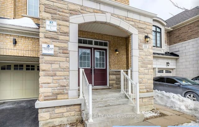 Detached at 11 Clunburry Road, Brampton, ON L7A 5B4