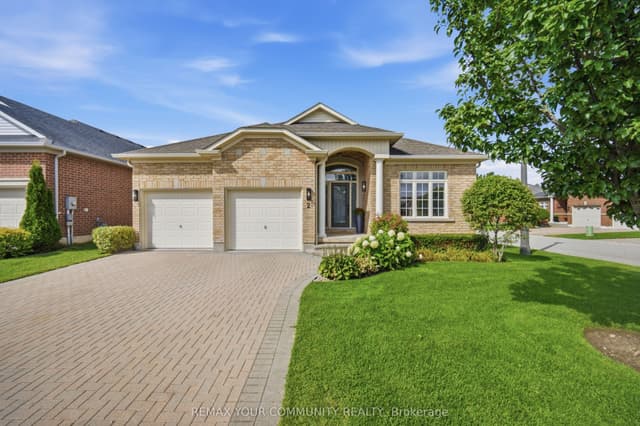 Detached at 2 Suggs Lane, Whitchurch-Stouffville, ON L4A 0K6