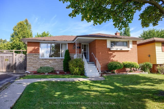 Detached at 50 Berko Avenue, Hamilton, ON L8V 2R2