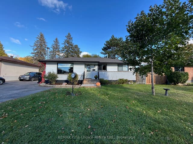 Detached at 176 Crescent Avenue, Thunder Bay, ON P7A 7K6