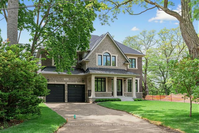 Detached at 1429 Dundas Crescent, Mississauga, ON L5C 1E8