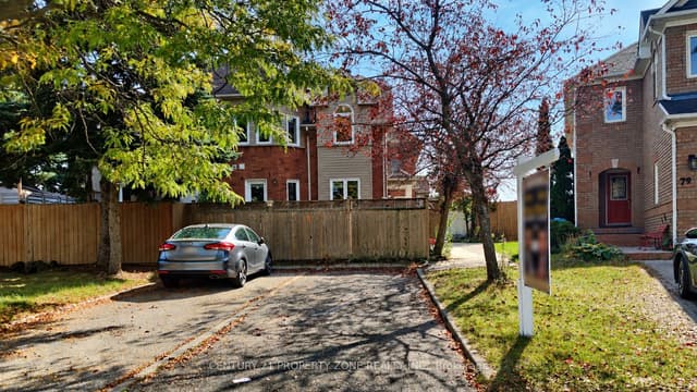 Att/Row/Townhouse at 81 Clover Bloom Road, Brampton, ON L6R 1S4