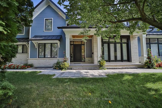 Detached at 1301 Twin Oaks Dell, Mississauga, ON L5H 3J9