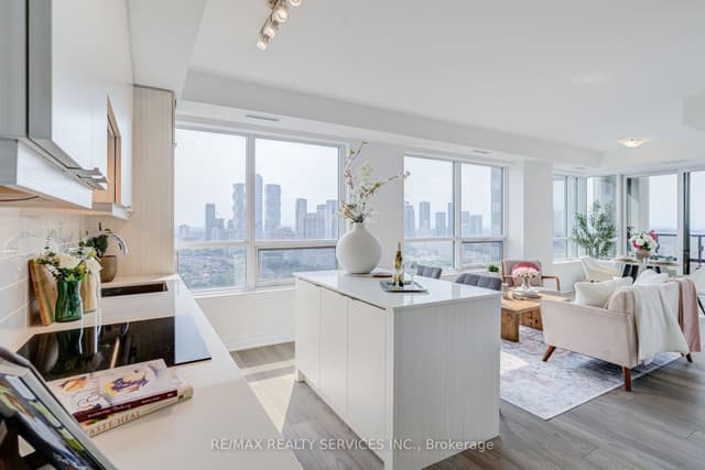 Condo Apartment at 36 Elm Drive 2909, Mississauga, ON L5B 0N3