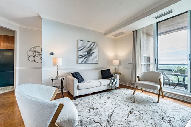 Condo Apartment at 1 Belvedere Court PH7, Brampton, ON L6V 4M6