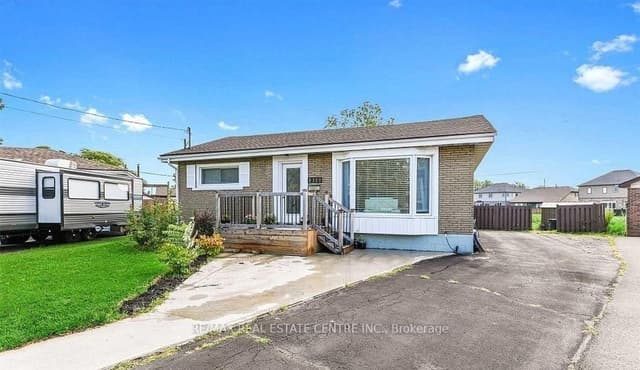 Detached at 6260 Ellsworth Place, Niagara Falls, ON L2G 4S7