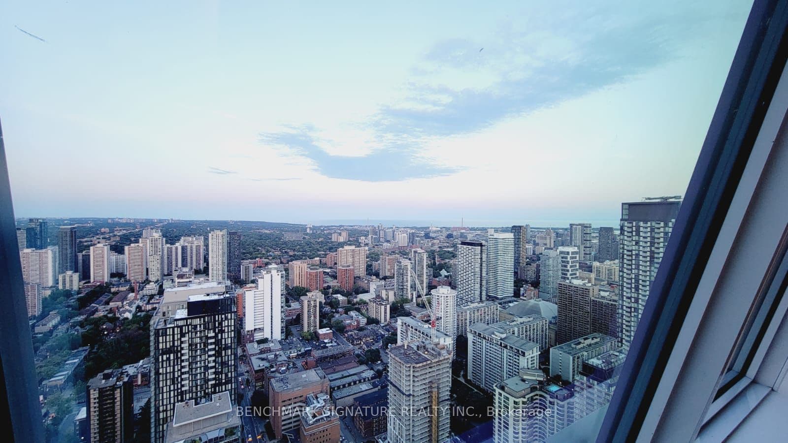 Suite 6007 · Floor 60, Unit 6007 · 8 Wellesley St W