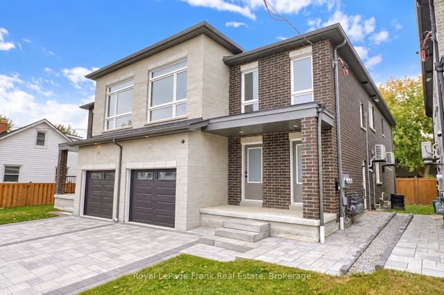 Semi-Detached at 323 Anderson Avenue, Oshawa, ON L1J 2N8