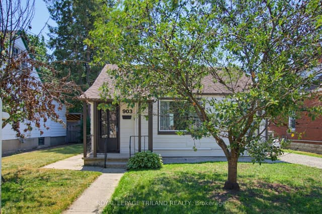 Detached at 903 Trafalgar Street N, London East, ON N5Z 1G1