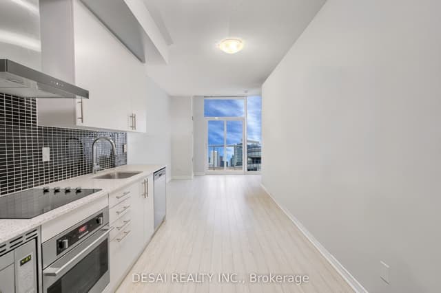 Common Element Condo at 352 Front Street W 2321, Toronto, ON M5V 0K3, Toronto C01
