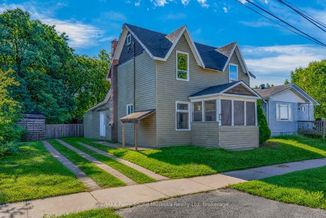 Detached at 5 Wakefield Street, Parry Sound, ON P2A 2V2