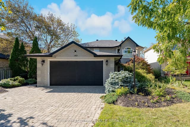 Detached at 142 Nelson Street, Barrie, ON L4M 4K8